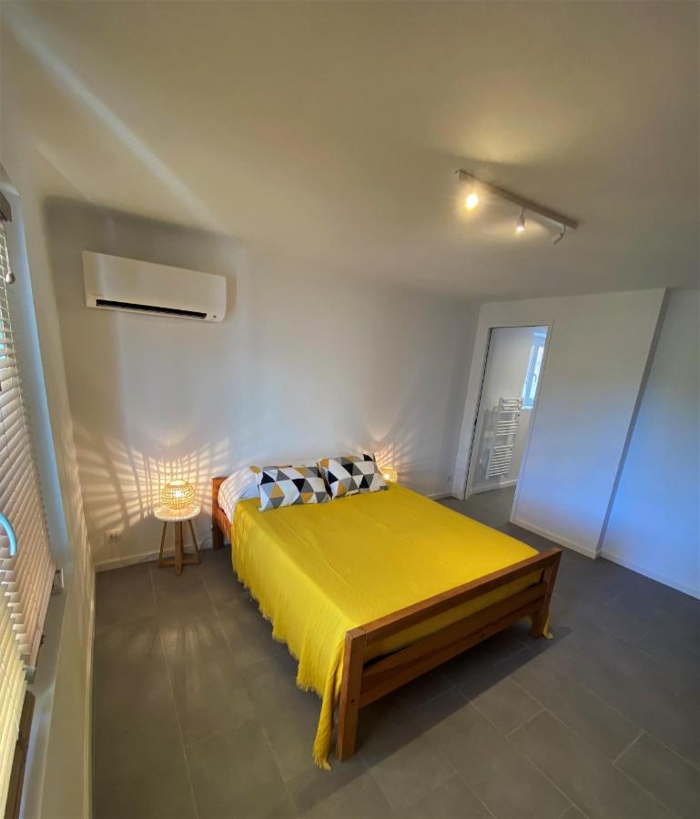 Appartement Rez De Villa Proche Port Et Plages De Sanary Eksteriør billede