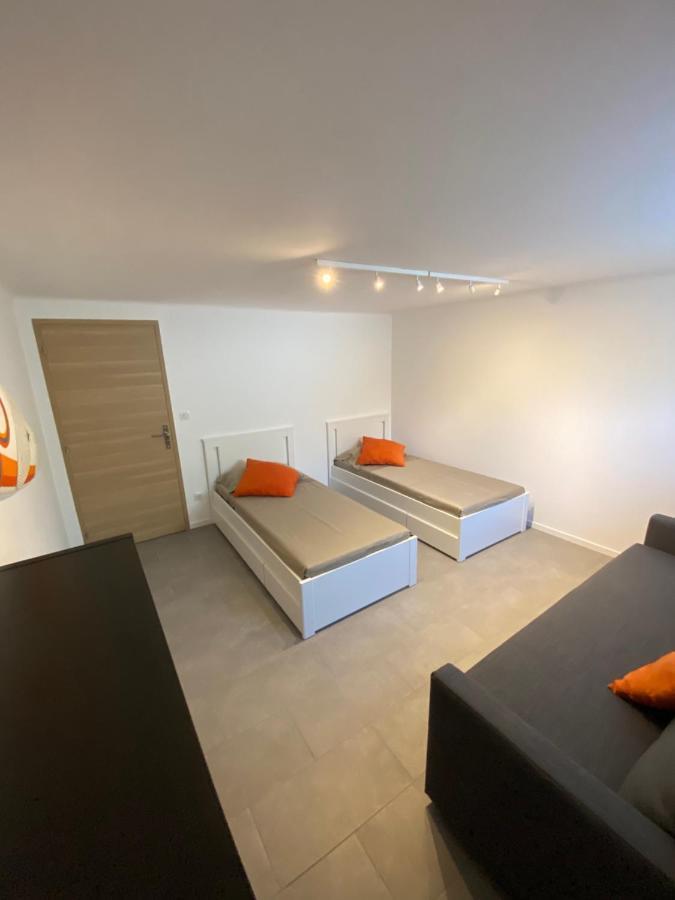 Appartement Rez De Villa Proche Port Et Plages De Sanary Eksteriør billede