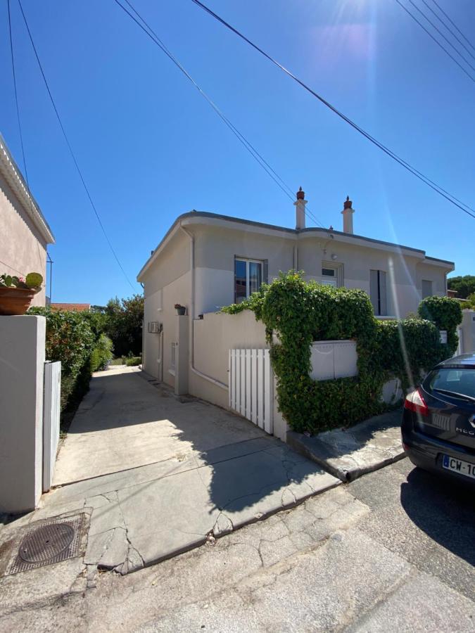 Appartement Rez De Villa Proche Port Et Plages De Sanary Eksteriør billede