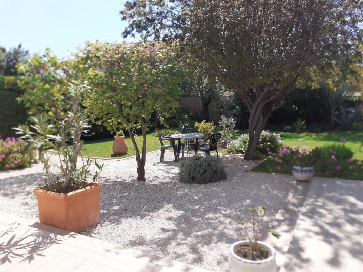 Appartement Rez De Villa Proche Port Et Plages De Sanary Eksteriør billede