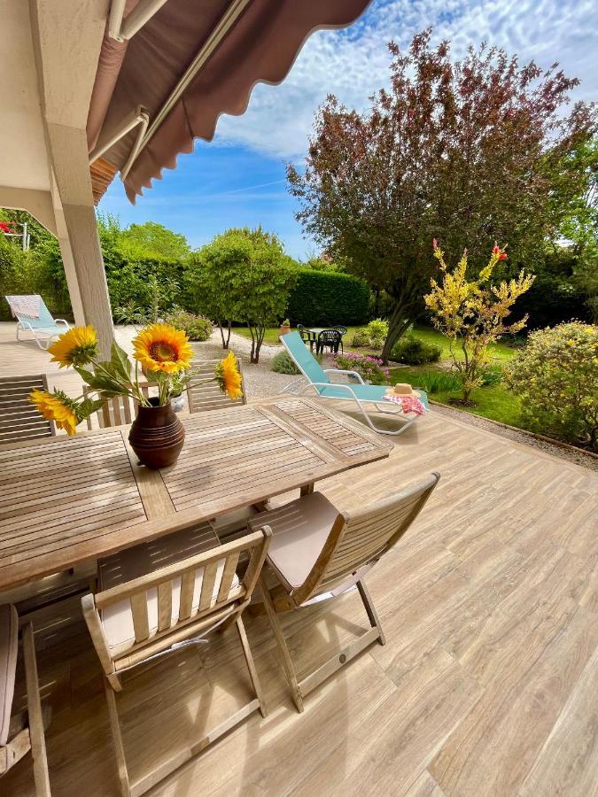 Appartement Rez De Villa Proche Port Et Plages De Sanary Eksteriør billede